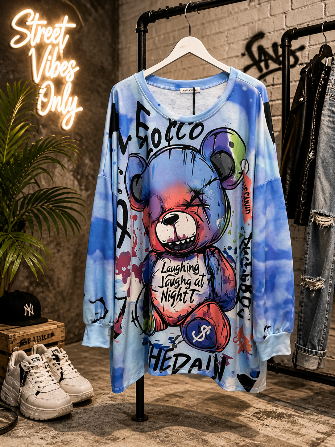 Cooler Graffiti-Print mit Teddy-Motiv