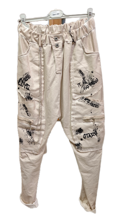 Baggy-Hose mit Ketten- & Print-Details